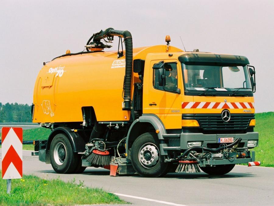  Mercedes-Benz Atego 1828 Road Service 1998 года  (фото 1 из 1)